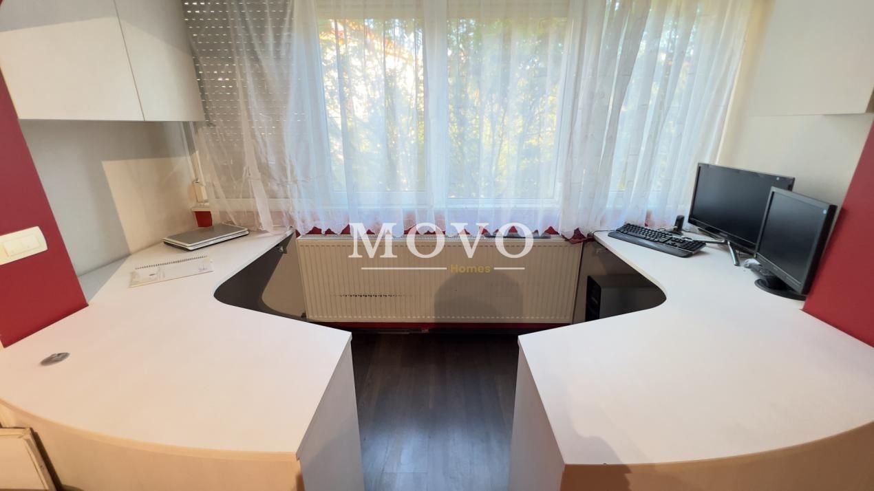 Apartament 3 camere decomandat | 2 Bai | Etaj 2 | Centrala | 80mp | Zona Lunei – fotografia 3 din 13