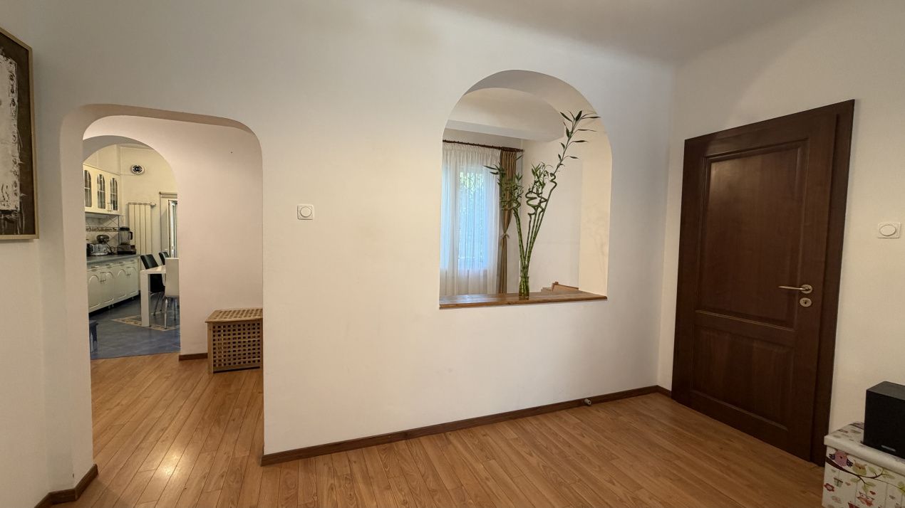 Vilă de vânzare în Domenii – Mănăstirea Cașin, oază de liniste – fotografia 4 din 28