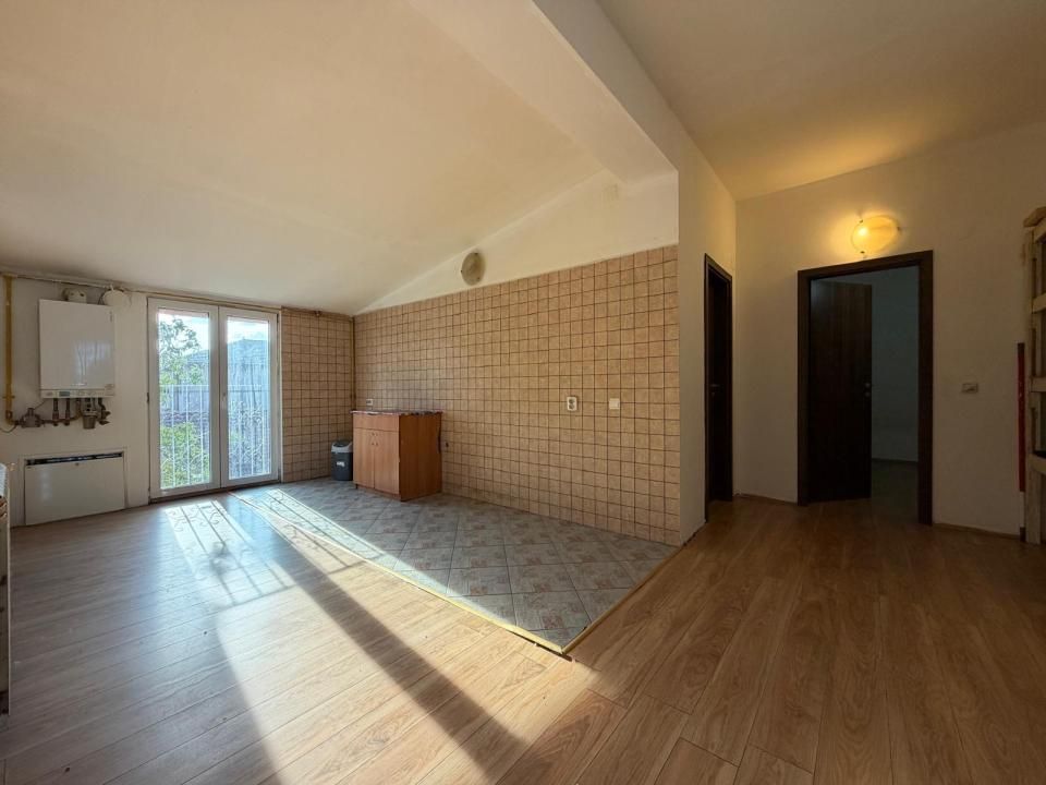 Apartament 2 camere, 58 mp utili, terasa 99 mp, gradina 220 mp - Mehala – fotografia 2 din 5
