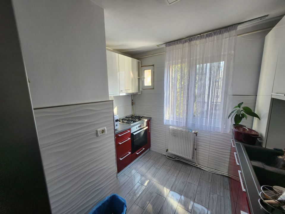 Apartament de vanzare 4 camere si parcare in Manastur, etaj intermediar! – fotografia 1 din 8