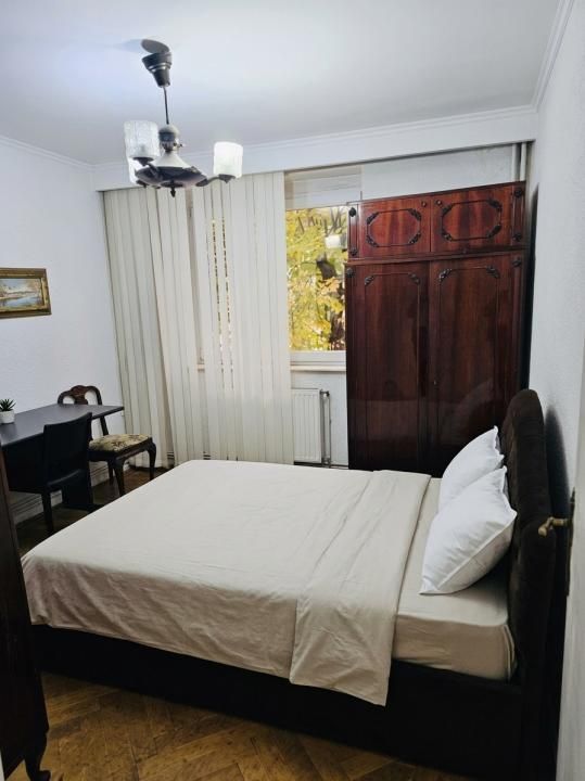 3 Camere | Craiovei – Zonă Centrală | Etaj 1 – fotografia 4 din 8