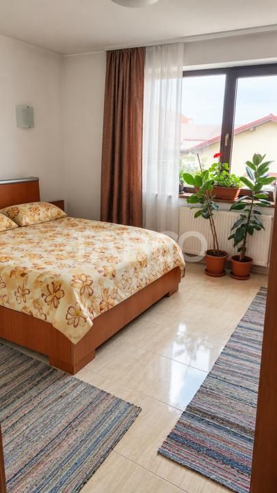 Apartament cu 2 camere cu balcon in Buna ziua zona Liceului Elf – fotografia 1 din 5