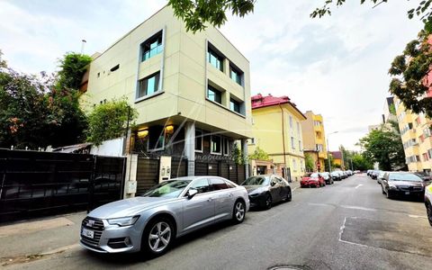 Cladire eleganta de birouri | 242 mp utili | Unirii – fara comision!