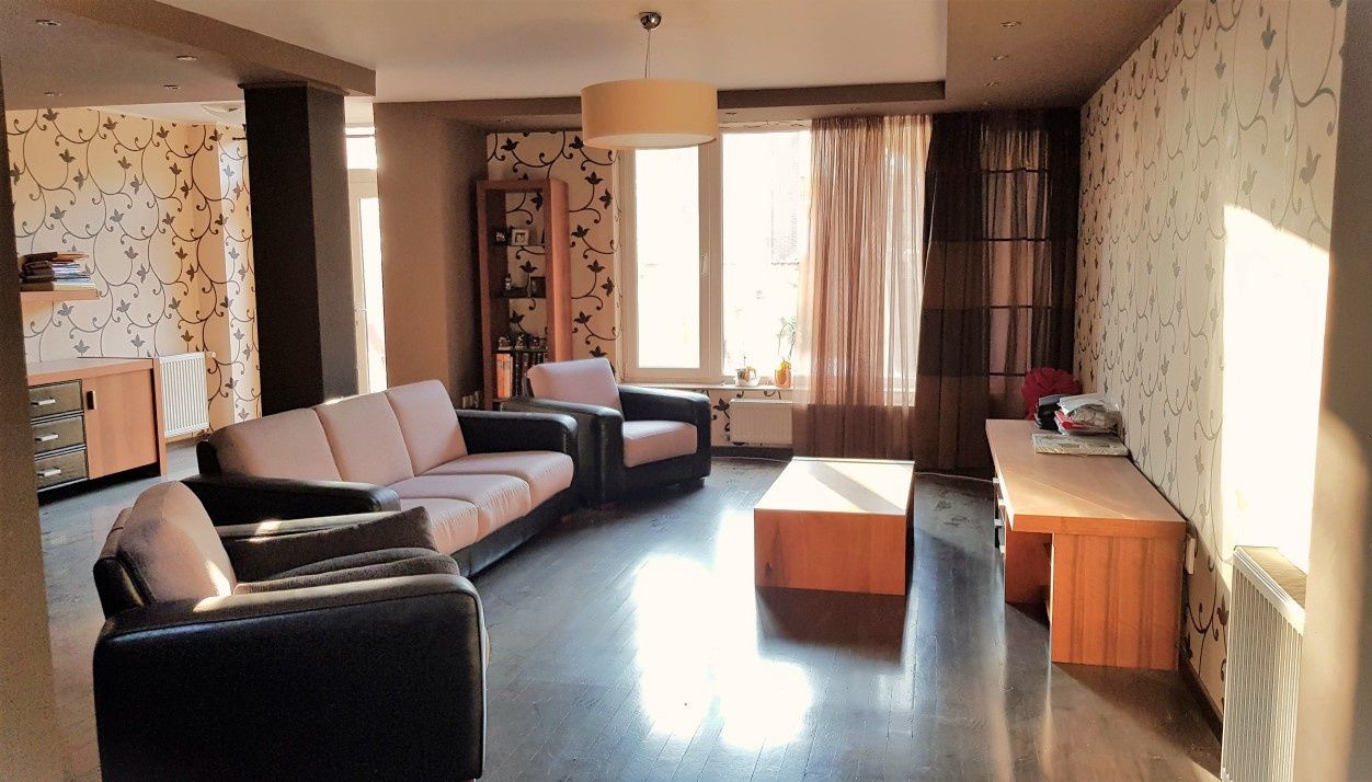 Casa frumoasa cu garaj si curte proprie in Buna Ziua – fotografia 1 din 18