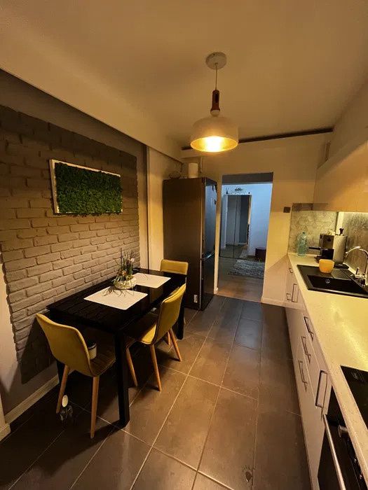 Apartament 3 camere decomandate , Marasti , zona Semicentrala . – fotografia 1 din 8