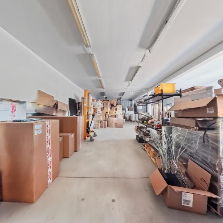 Showroom și birouri pe Calea Romanului – 550 mp, proprietate închiriată – fotografia 14 din 16