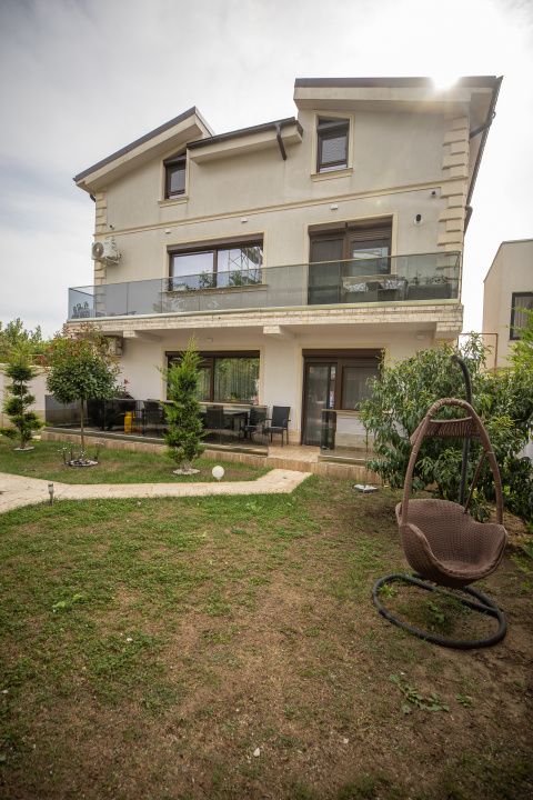 CASA P+1+M, situata in zona KAMSAS – fotografia 1 din 93