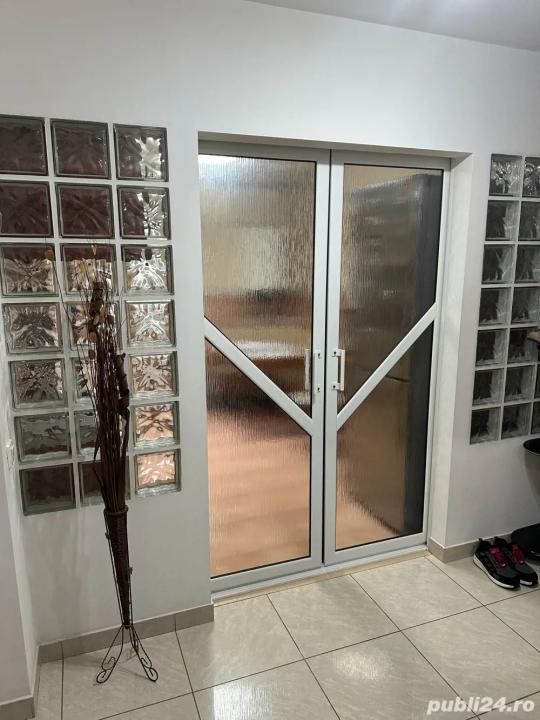 Apartament 3 camere Zona CET – fotografia 1 din 5