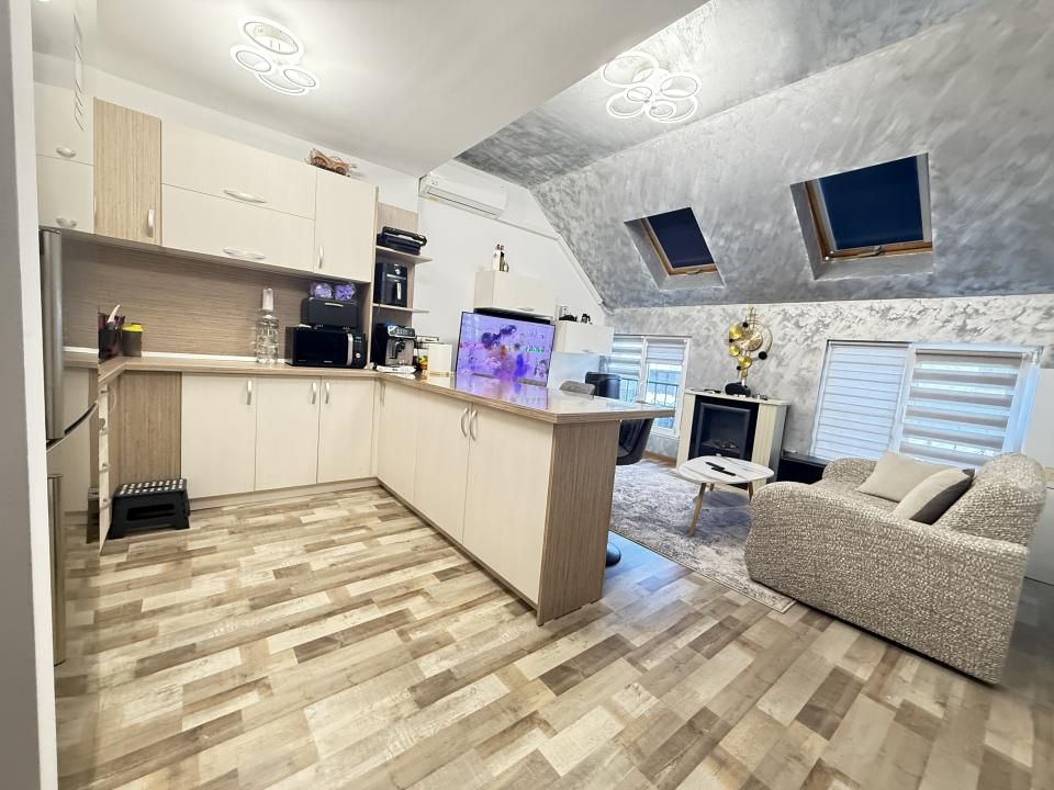 Apartament 3 camere la cheie Oasului . – fotografia 1 din 11
