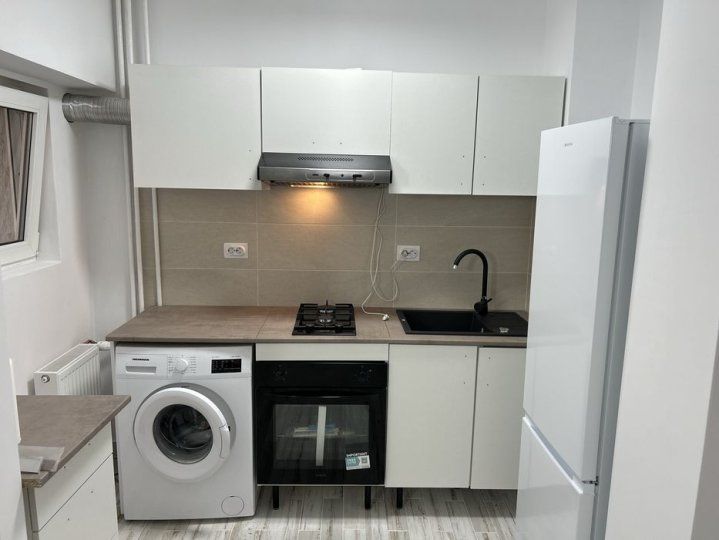 Garsoniera de inchiriat | Potcoava | Metrou | Mobilat & Utilat | – fotografia 1 din 4