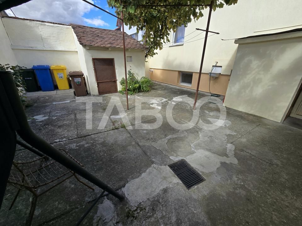 Casa individuala de vanzare cu teren 237 mp garaj in zona Lupeni Sibiu – fotografia 20 din 32