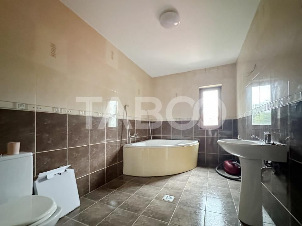 Apartament 3 camere cu parcare de vanzare Andrei Muresanu – fotografia 5 din 7