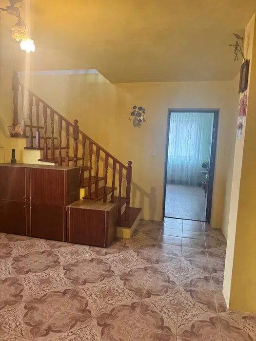 Casa de vanzare de 197mp teren 1000 mp zona Campenesti – fotografia 3 din 8