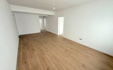 Apartament Spatios de 3 Camere cu priveliste - 103mp | Green Garden