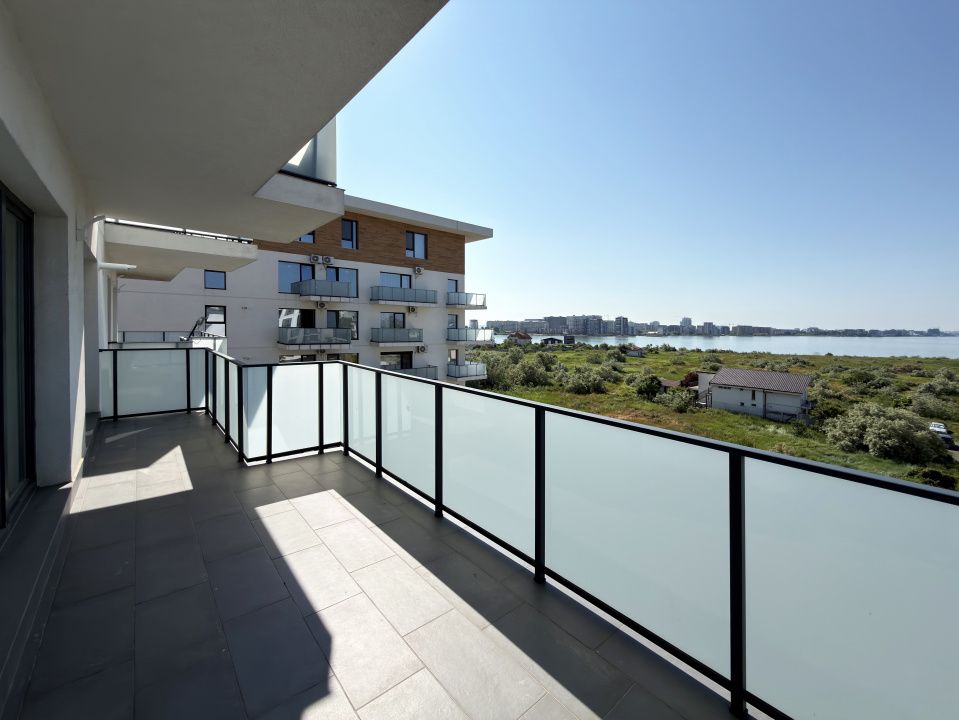Mamaia Nord - Apartamant 2 camere decomandat, vedere frontala la lac – fotografia 1 din 9