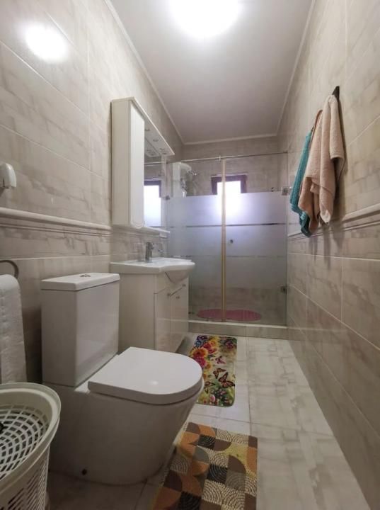 Casa de vanzare cu 4 camere, cartier Grigorescu, Oradea – fotografia 16 din 23