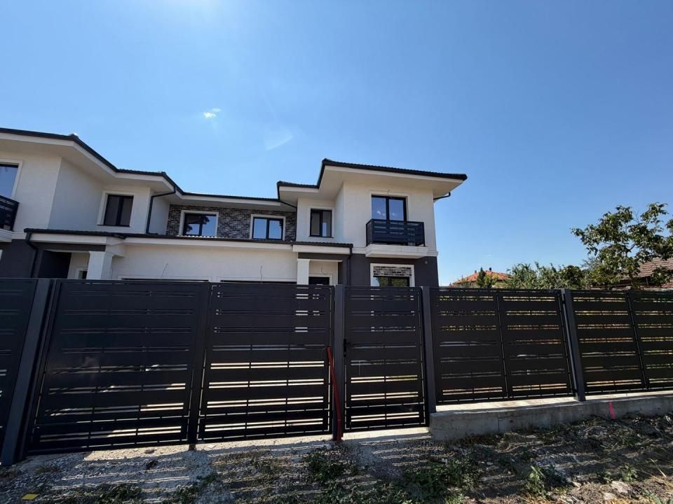 Duplex despartit | 5 camere | Garaj | Finisaje premium | 3 bai | Asfalt – fotografia 2 din 21