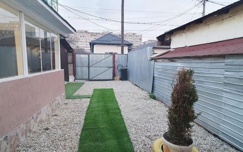 Casă 5 camere în Sectorul 5, Str. Flautului, Excelent conectată, zonă liniștita