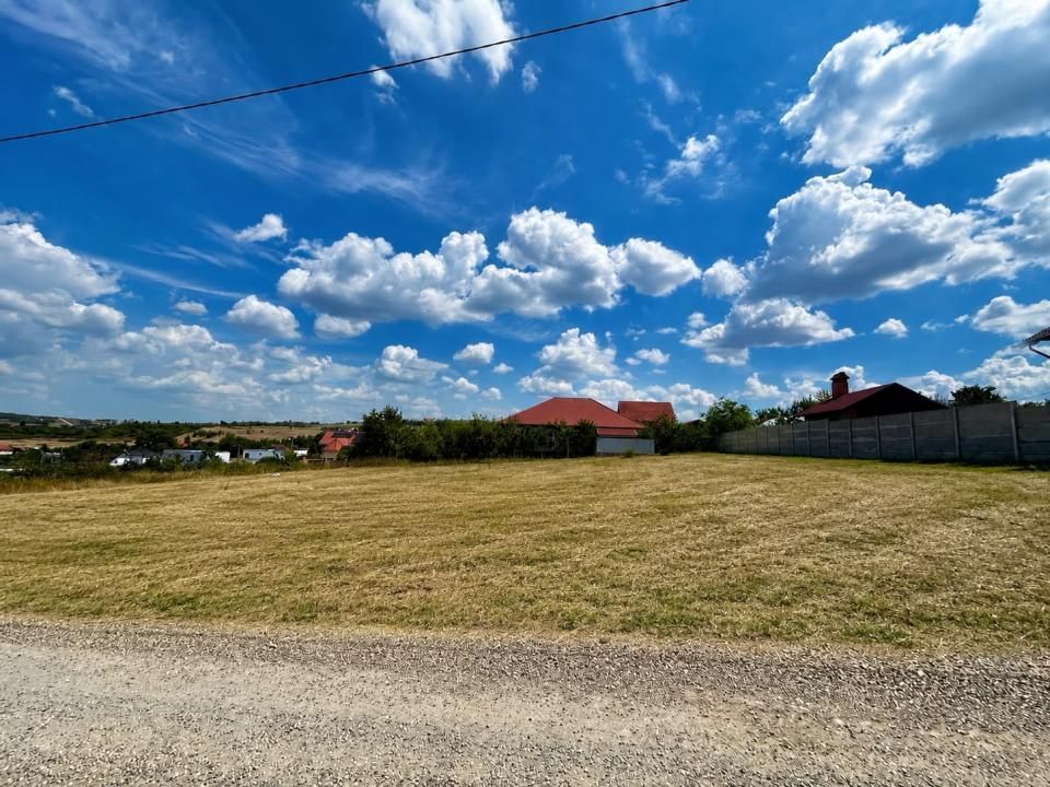 Teren intravilan de vanzare, zona de dealuri, Oradea, Bihor – fotografia 1 din 4