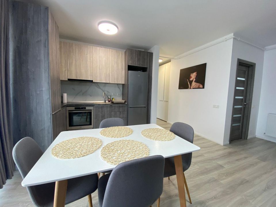 Apartament 3 camere, Floresti, str.Teilor, 2 bai, parcare subterana, terasa – fotografia 1 din 17