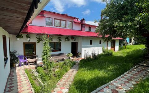 🏡 Oportunitate unică de investiție în inima naturii – VATRA DORNEI