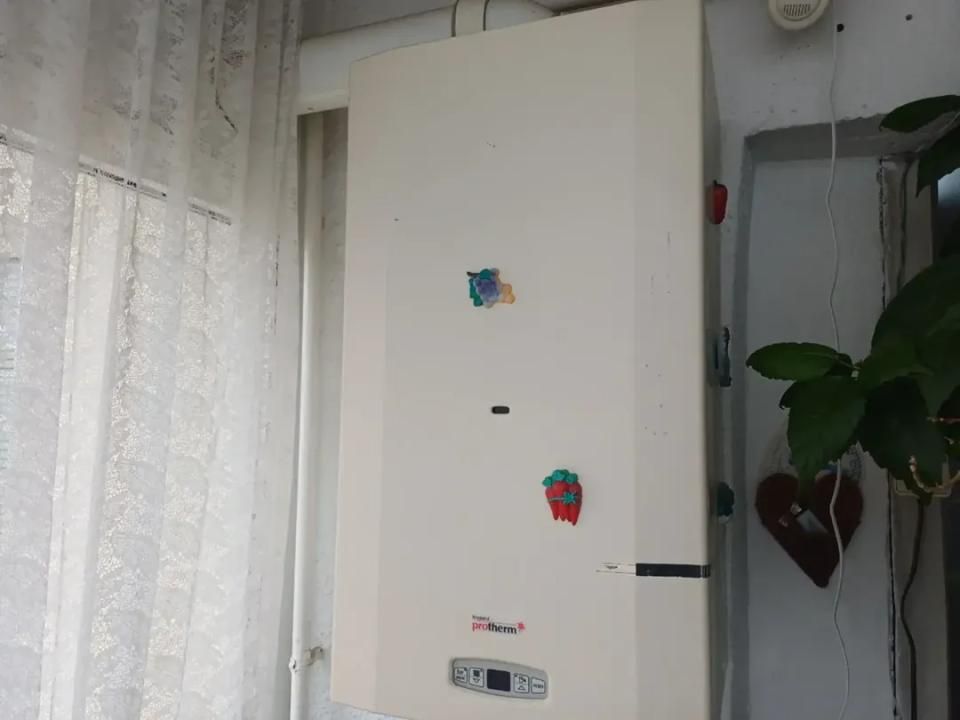 Vanzare apartament 3 camere decomandat – fotografia 3 din 4