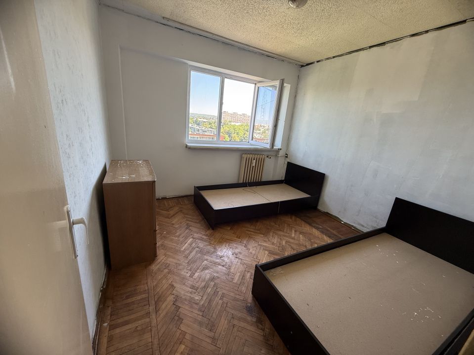 Apartament 4 camere, 76.55 mp, Calea București, zona Rotonda – fotografia 2 din 14