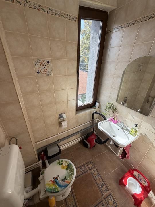 CLĂDIRE COMERCIALĂ DE VÂNZARE – 3 NIVELE, ÎN CENTRUL ORAȘULUI! 150 mp – fotografia 13 din 17