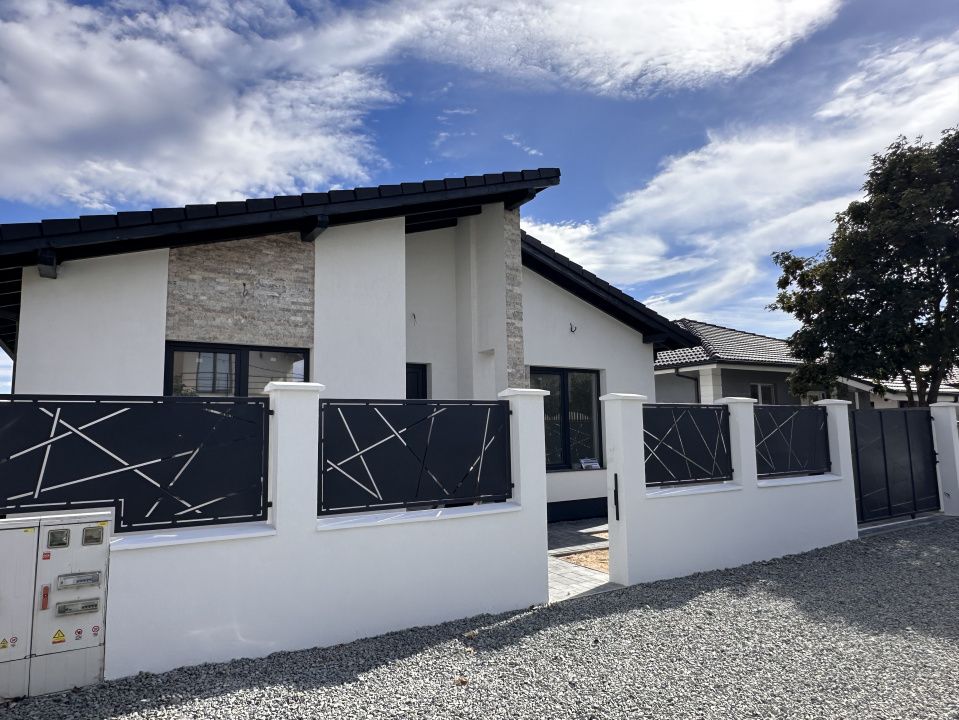 Casa individuala moderna, 4 camere, 102 mp, teren 423 + panouri fotovoltaice – fotografia 1 din 25