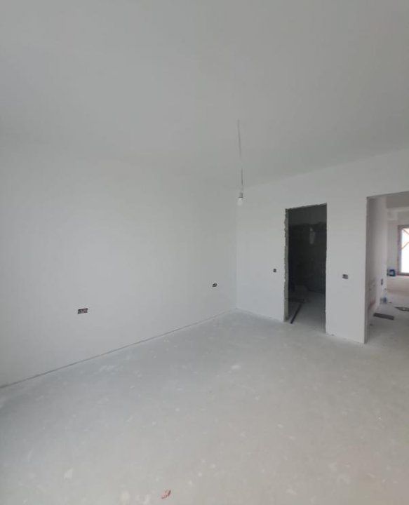 Casa spatioasa,bine compartimentata,ideala pentru familie! Varteju-Magurele – fotografia 9 din 15