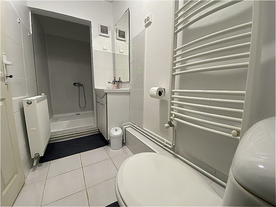 Ultracentral Brașov | Studio cu terasă 25 mp & vedere Tâmpa | 0% comision – fotografia 9 din 12