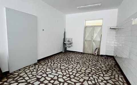 2 Spatii Comerciale de inchiriat - Zona Bucovina Timisoara