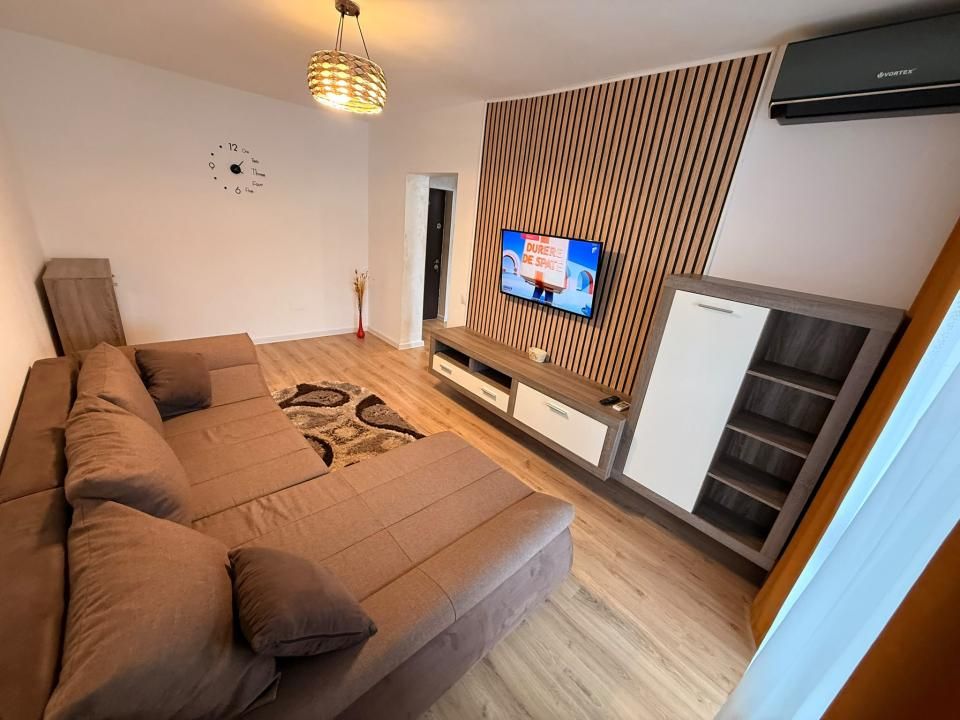 Garsoniera de inchiriat | Berceni | Metrou | Parcare | Centrala proprie – fotografia 1 din 9