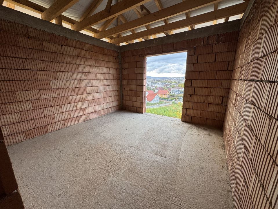🏡 Casă la roșu, D+P+E, 223 mpu, teren 10 ari – fotografia 15 din 19