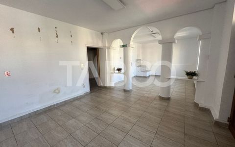 Spatiu comercial de inchiriat 3 camere 80 mpu Calea Dumbravii Sibiu