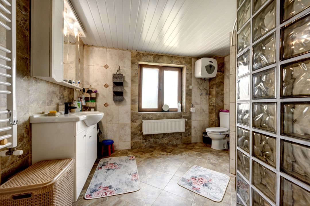 Afumați – Trandafirului, casă cărămidă 6 camere, teren 750 mp, 2 garaje – fotografia 18 din 19