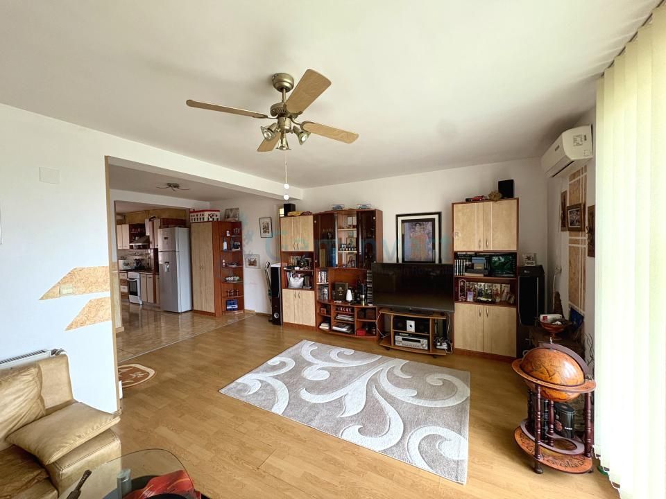 Casa de inchiriat cu garaj in Santandrei, Bihor – fotografia 1 din 13