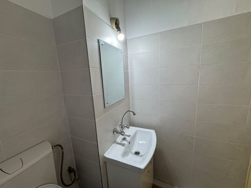 Închiriere apart. cu 3 camere mobilate, zona Cipariu – fotografia 8 din 9