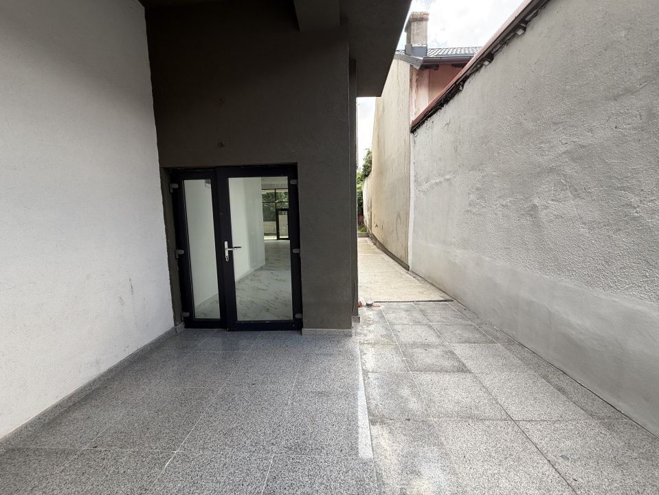 Spatiu comercial, 84 mp + terasa de 64 mp, Cartier 1 Mai, Zona Medicina Veche – fotografia 6 din 9