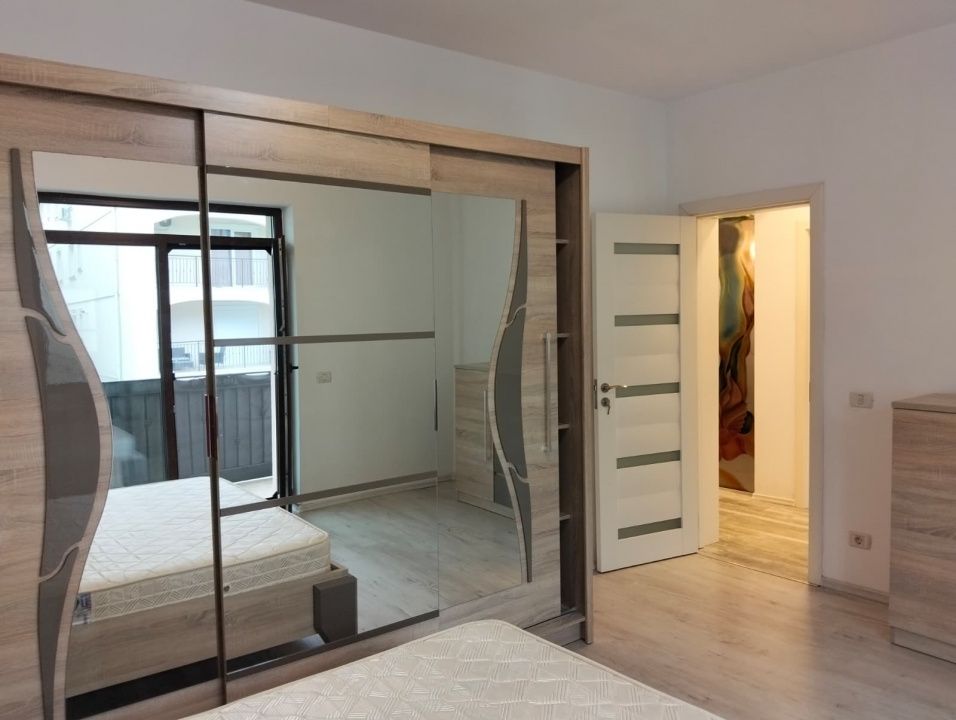 Apartament 3 camere | Mobilat | Bucatarie inchisa cu sticla | Parcare inclusa – fotografia 10 din 19