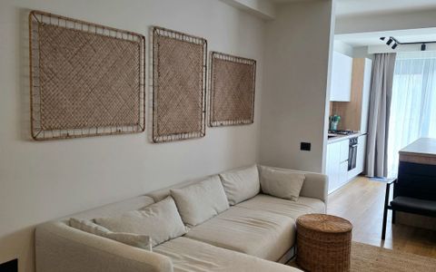 Apartament 3 camere în Mamaia-locuinta noua langa plaja