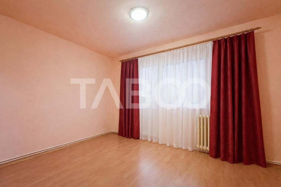 Apartament cu 4 camere strada Maramuresului zona Gara de vanzare – fotografia 6 din 8