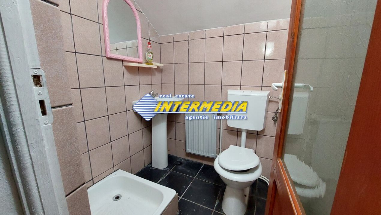 Garsoniera de inchiriat 24 mp. Alba Iulia – fotografia 3 din 5