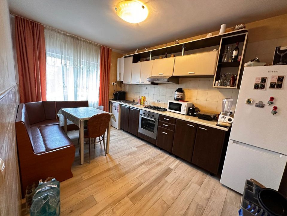 Casa in Centru finisata, mobilata, utilata complet – fotografia 9 din 26
