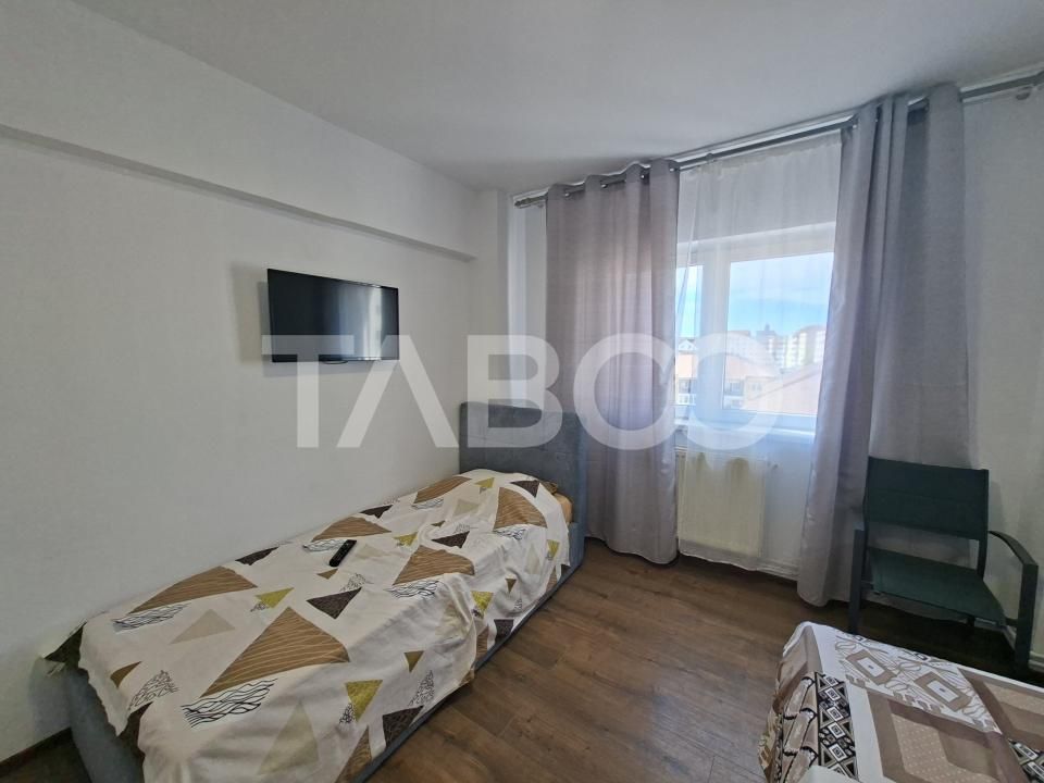 Apartament de vanzare 3 camere decomandat Mihai Viteazul bloc cu lift – fotografia 7 din 17