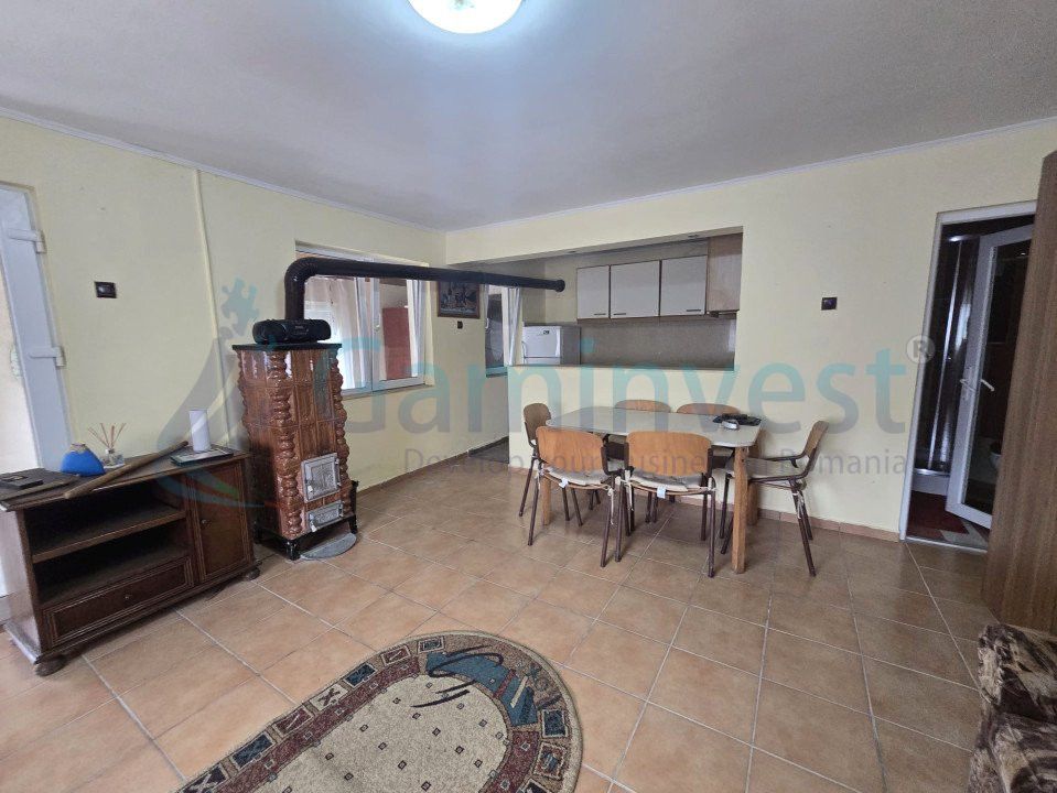 Casa de vanzare  cu 3 camere, Les, Oradea, Bihor – fotografia 12 din 17