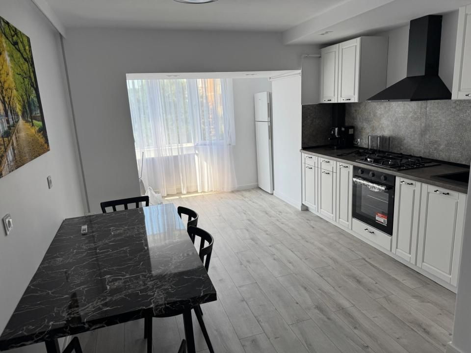 Apartament 2 camere decomandat, 52 mp, zona Plopilor – fotografia 3 din 8