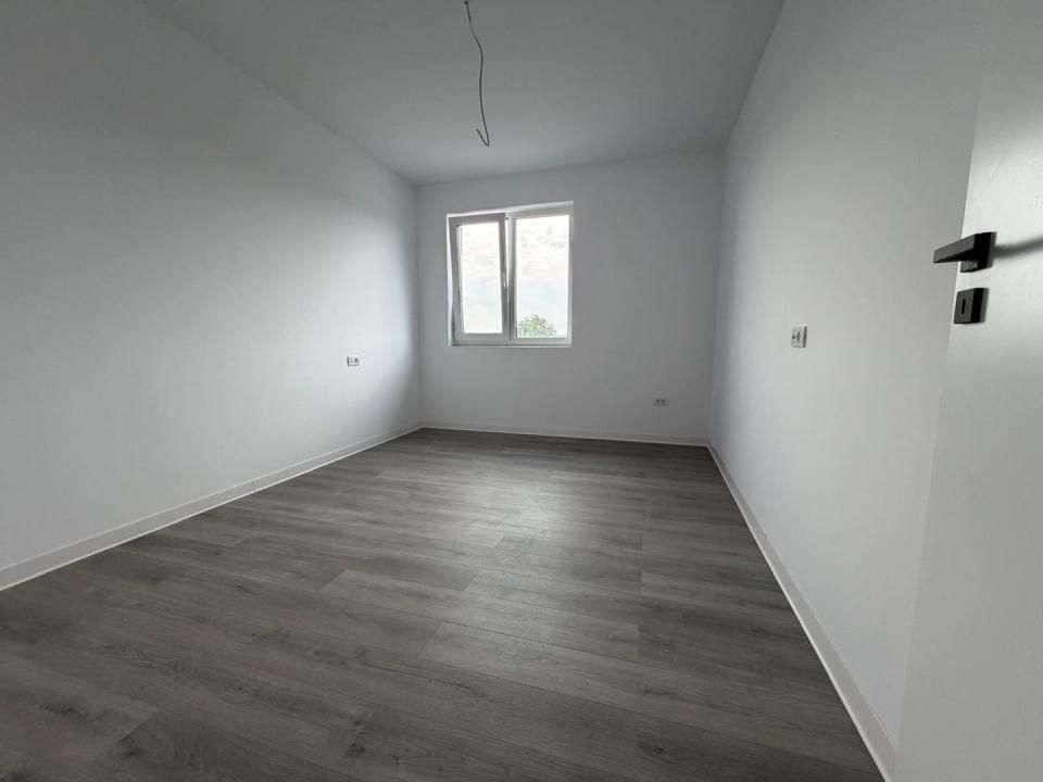 Duplex | 4 camere | Asfalt | Finisaje premium | Curte generoasa | – fotografia 7 din 20