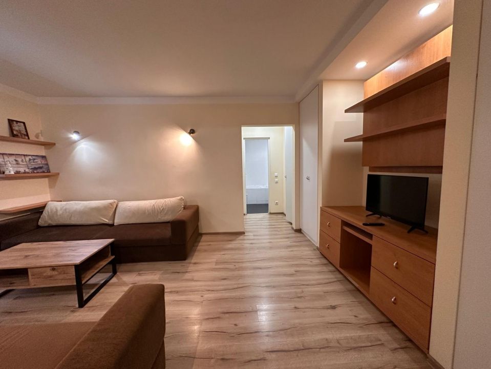 Apartament 2 camere de vânzare in zona Tomis III – City Mall | Renovat – fotografia 14 din 20