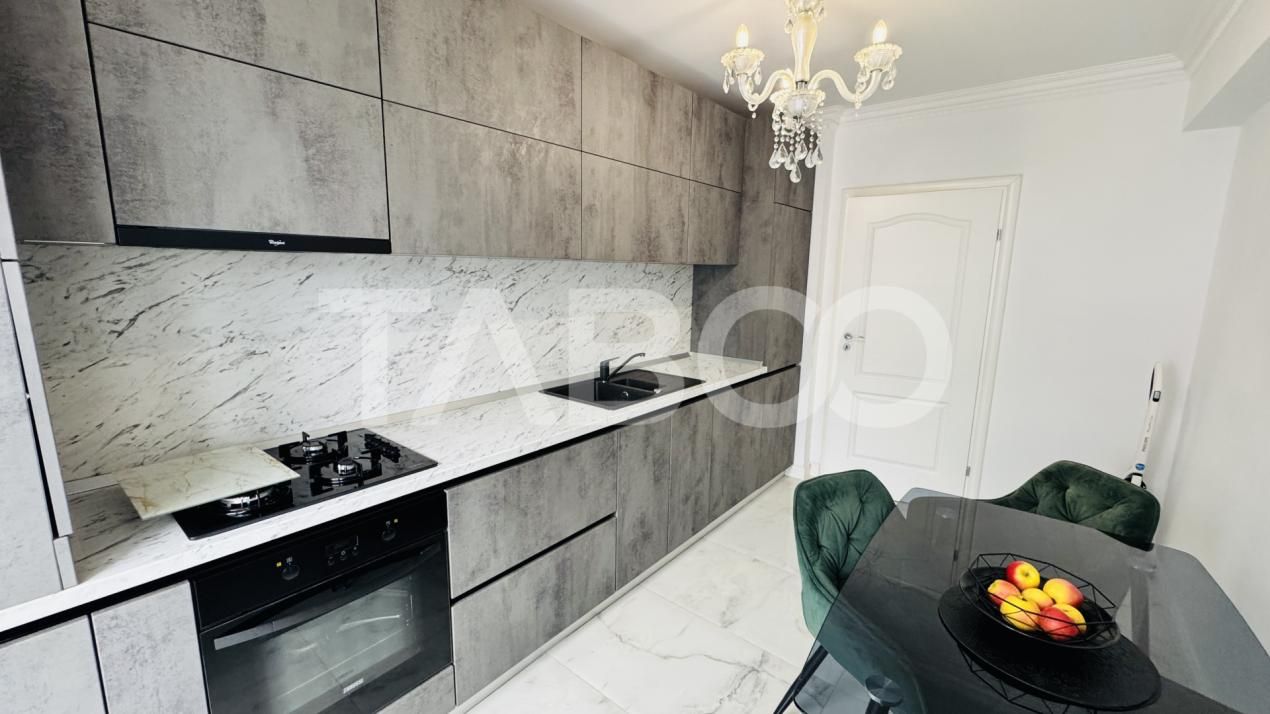 Apartament modern 3 camere 3 balcoane 2 bai 2 locuri parcare Selimbar – fotografia 13 din 13